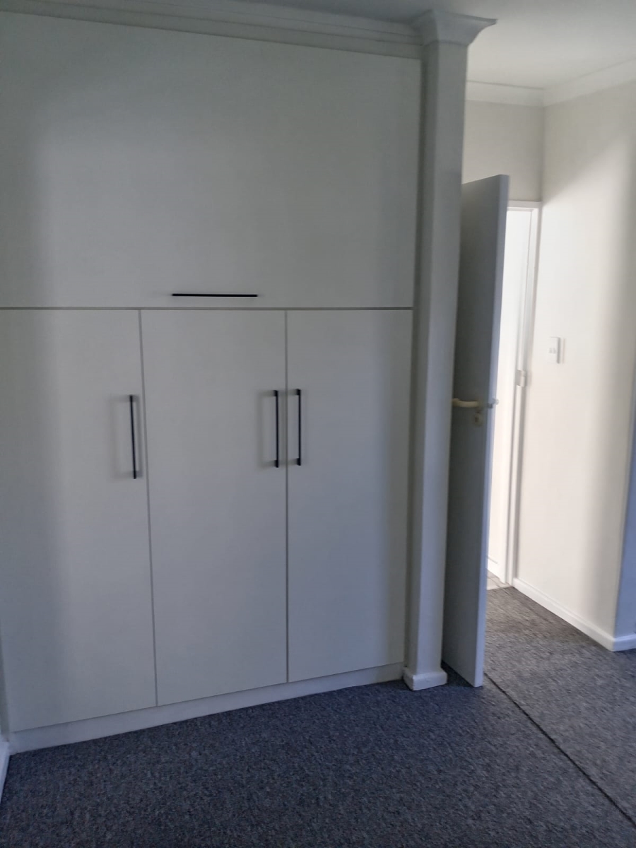 To Let 2 Bedroom Property for Rent in Dobson Western Cape
